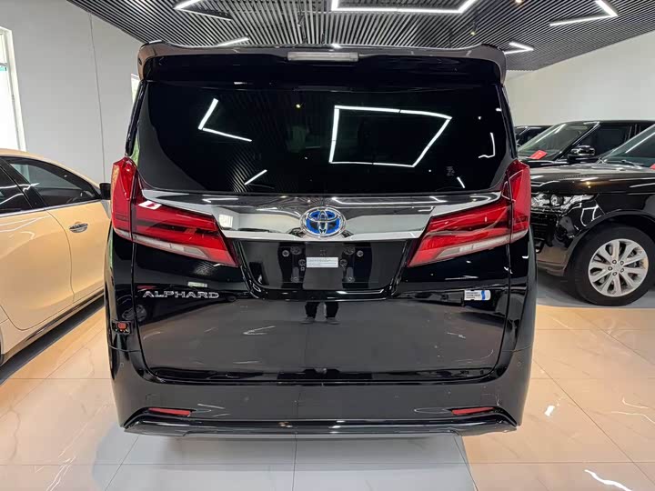 Фото 5 - Toyota Alphard
