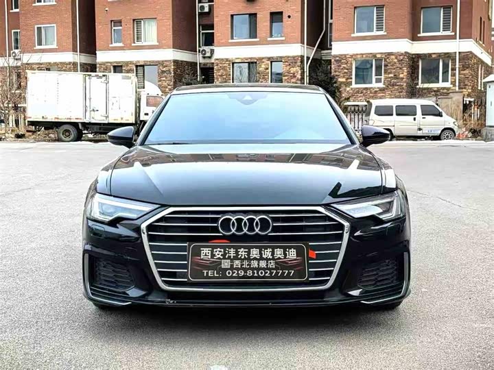Фото 2 - Audi A6L