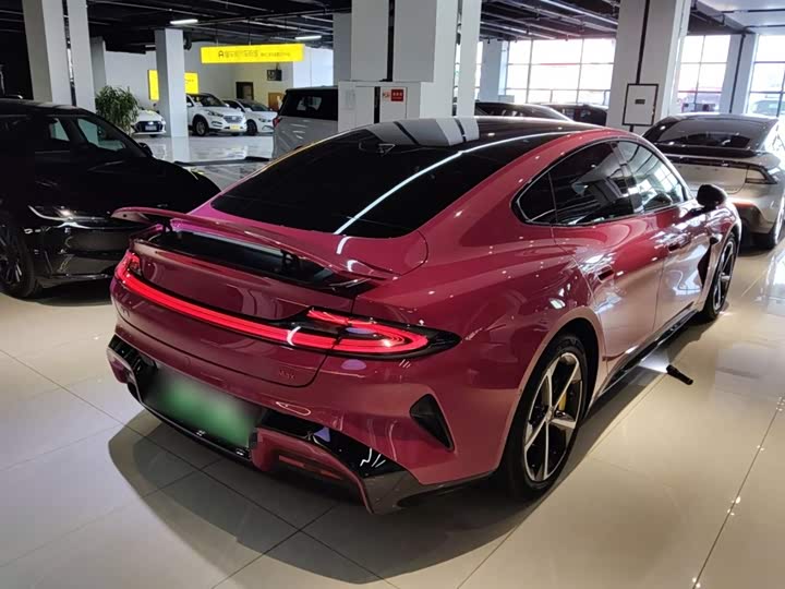 Фото 7 - Xiaomi SU7