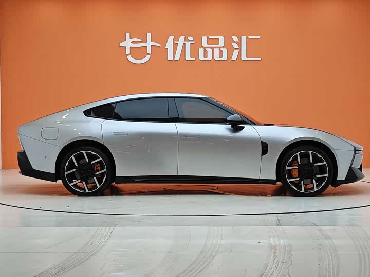 Фото 6 - XPeng P7