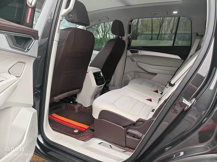 Фото 6 - Volkswagen Talagon