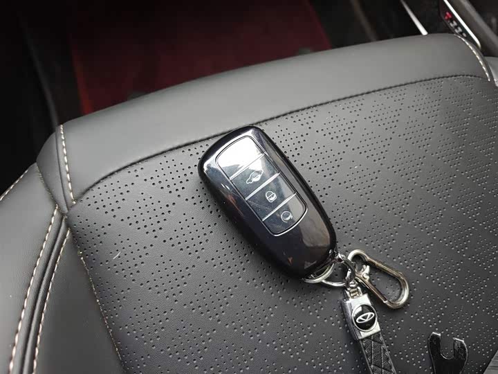 Фото 9 - Chery Tiggo 8