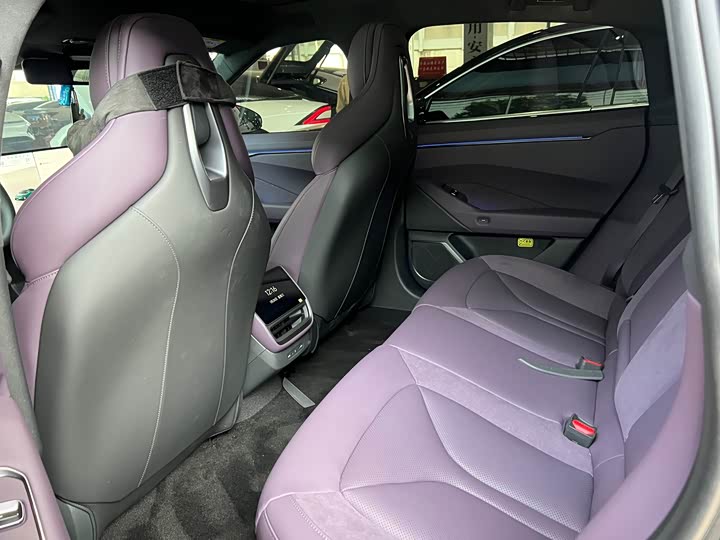 Фото 9 - XPeng P7