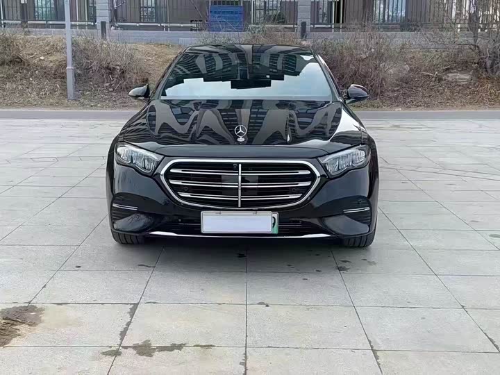 Фото 2 - Mercedes-Benz E-Class Hybrid