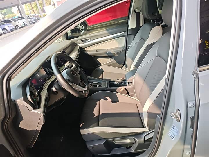 Фото 7 - Volkswagen Golf