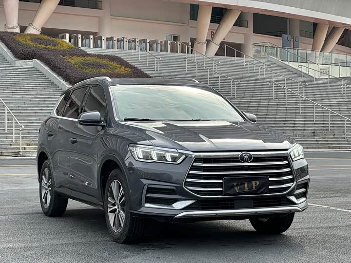 Фото 3 - BYD Song Pro