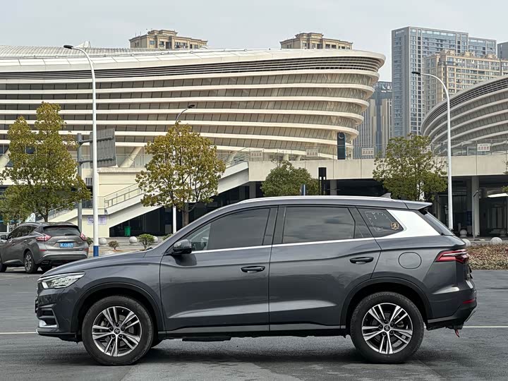 Фото 4 - BYD Song Pro