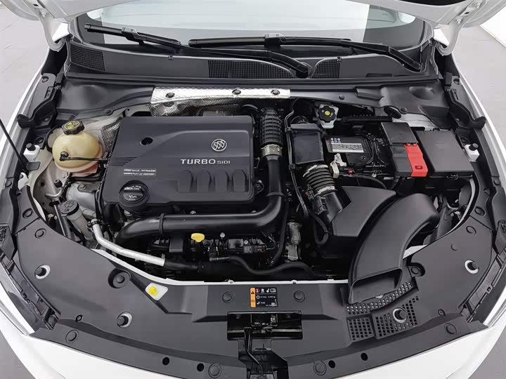 Фото 6 - Buick Verano