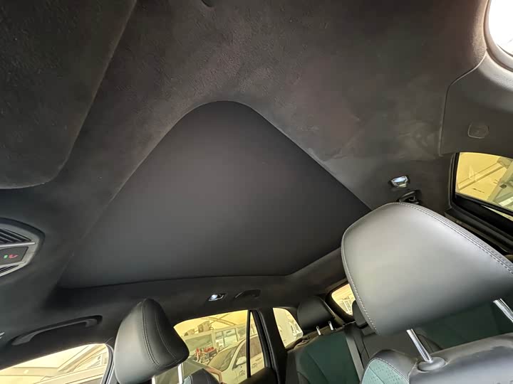 Фото 4 - Geely Monjaro