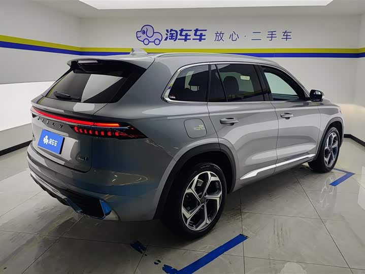 Фото 3 - Geely Monjaro