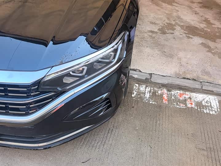 Фото 5 - Volkswagen Passat