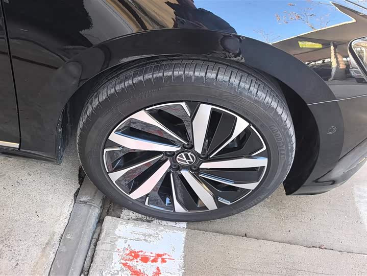 Фото 6 - Volkswagen Passat