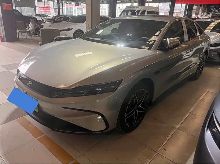 Фото 1 - BYD Han