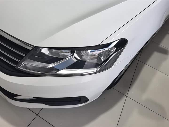 Фото 5 - Volkswagen Lavida