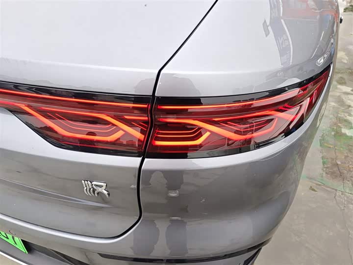 Фото 8 - BYD Han