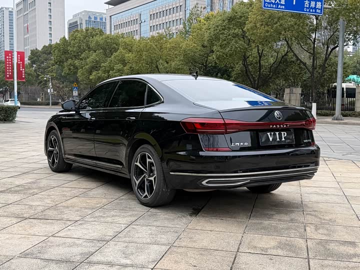 Фото 6 - Volkswagen Passat