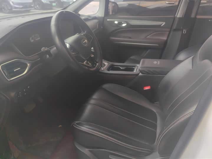 Фото 9 - GAC Trumpchi M6