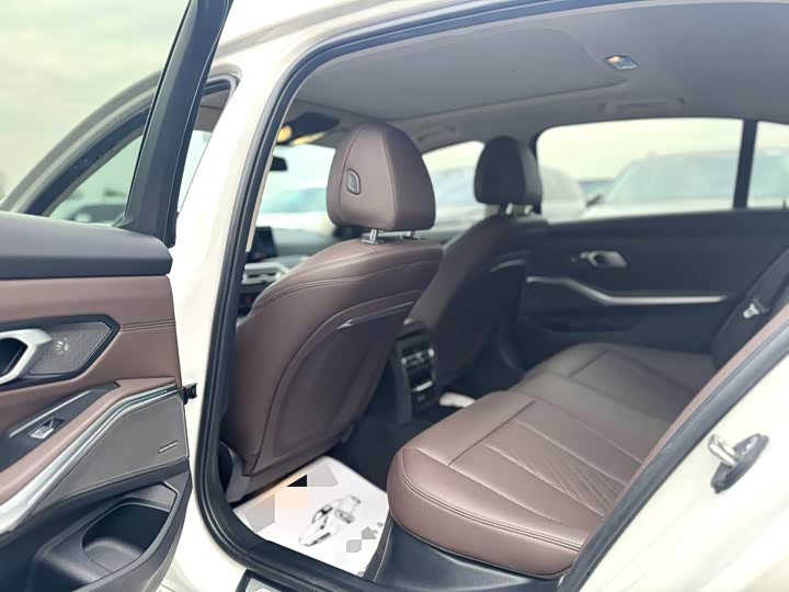 Фото 6 - BMW 3 Series