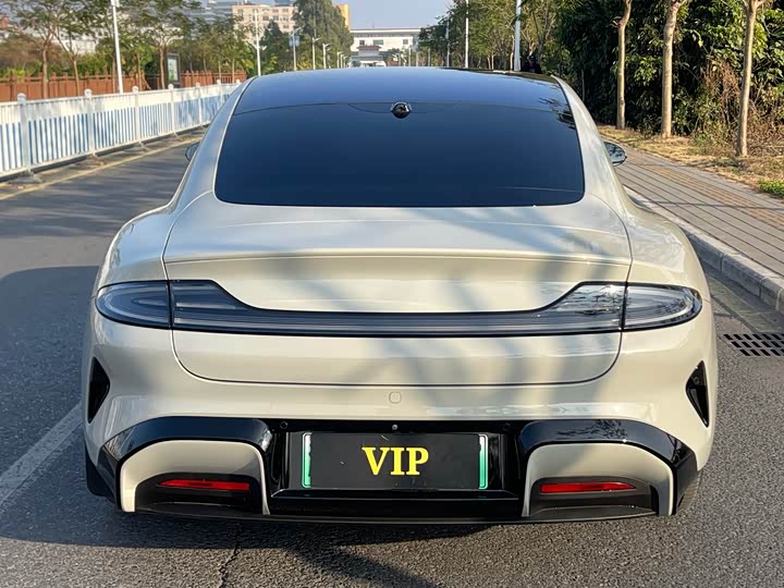 Фото 5 - Xiaomi SU7