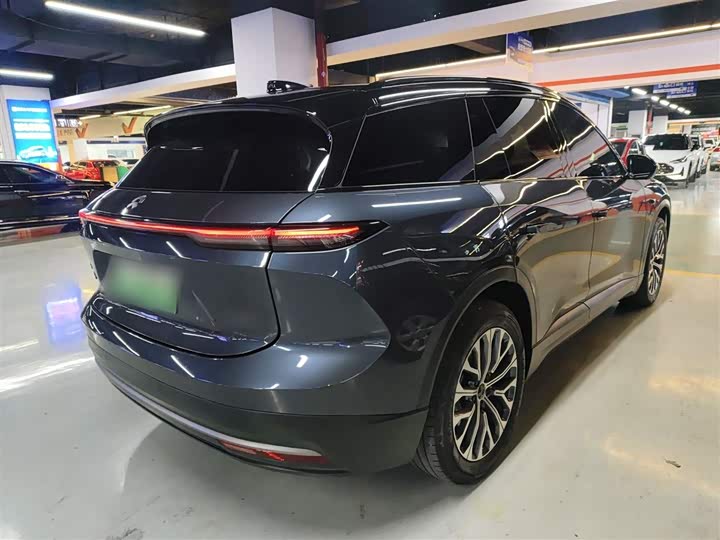 Фото 7 - Nio ES6