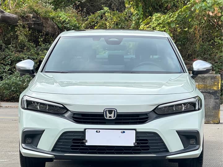 Фото 2 - Honda Civic