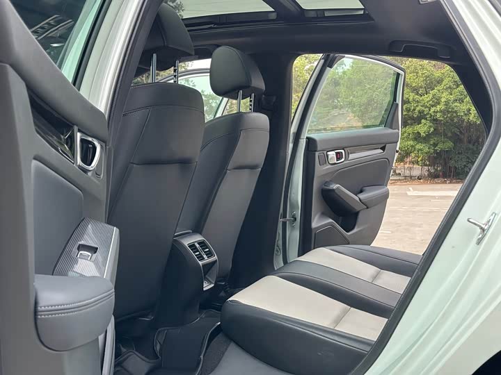 Фото 8 - Honda Civic