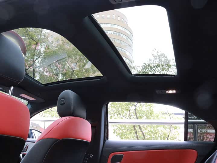 Фото 9 - Mercedes-Benz A-Class AMG