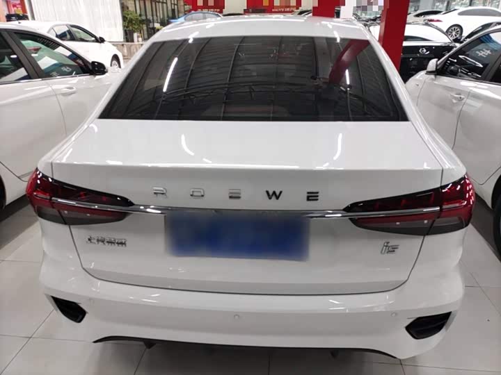 Фото 6 - Roewe i5