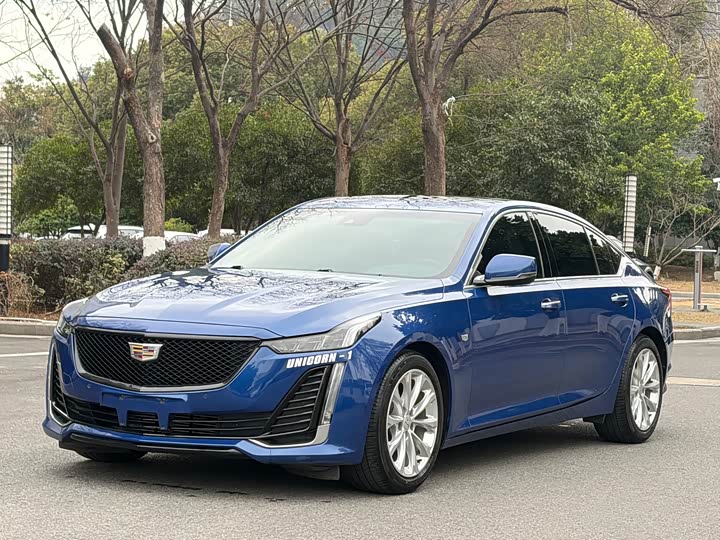 Фото 1 - Cadillac CT5