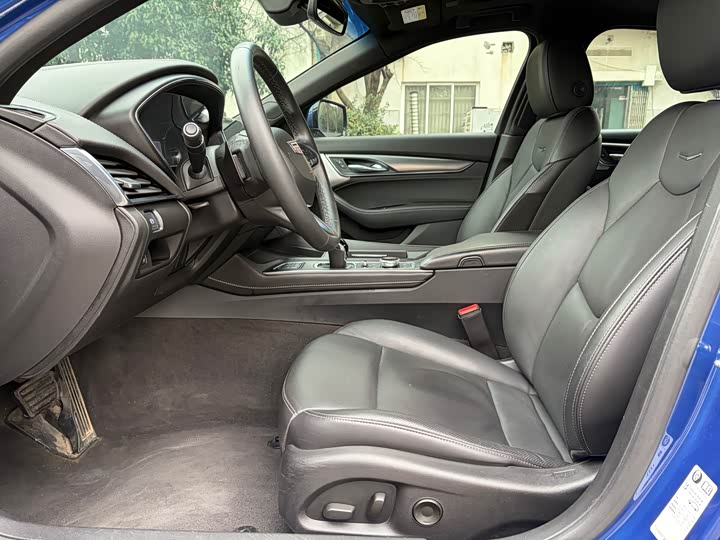 Фото 4 - Cadillac CT5