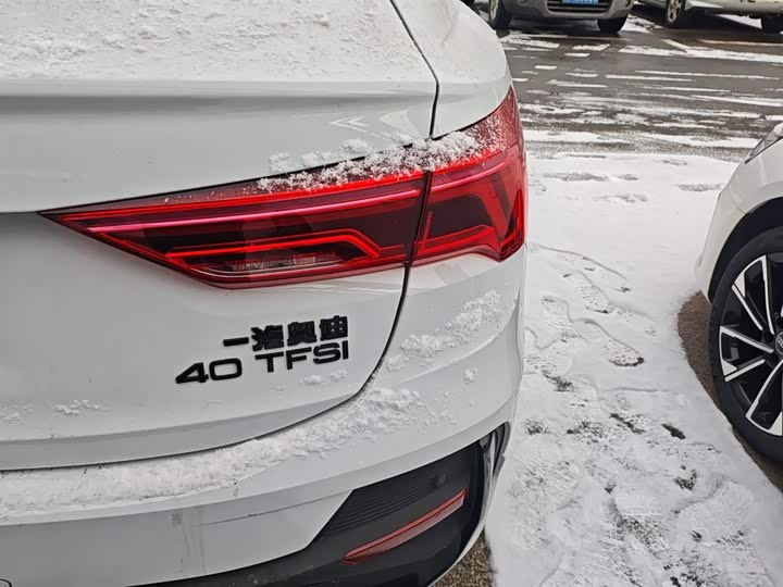 Фото 8 - Audi Q3 Sportback