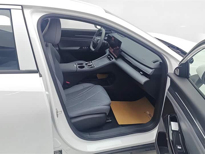 Фото 8 - Geely Galaxy L6