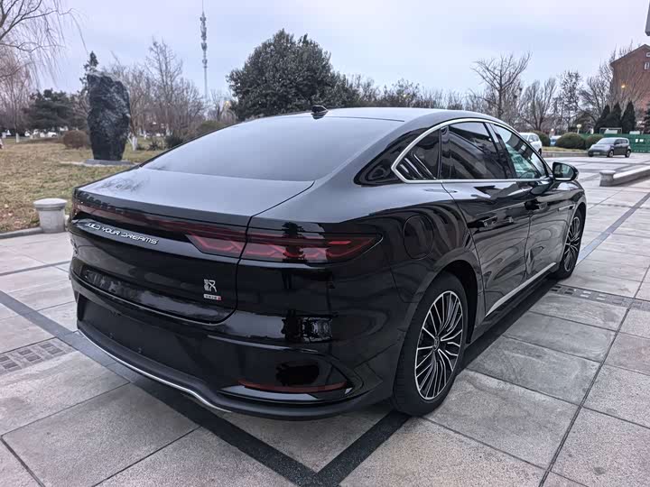 Фото 6 - BYD Han