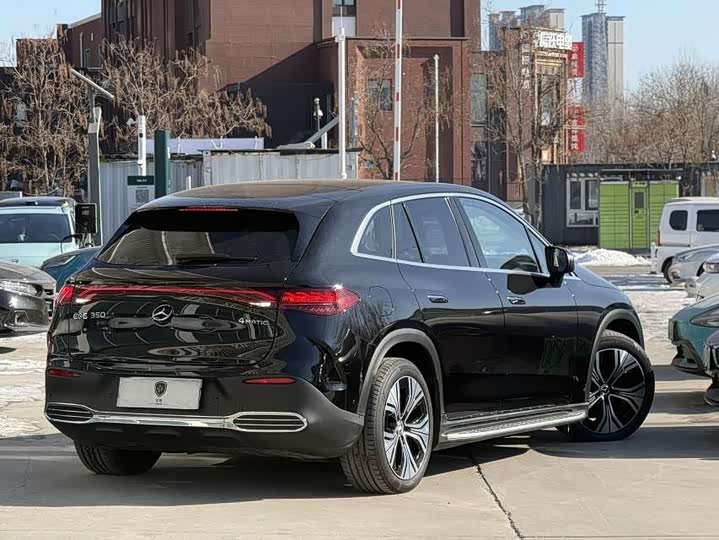 Фото 7 - Mercedes-Benz EQE SUV