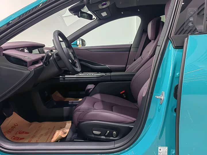 Фото 7 - Xiaomi SU7