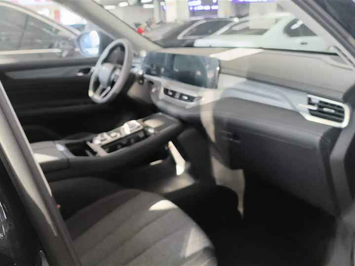 Фото 8 - Ford Equator