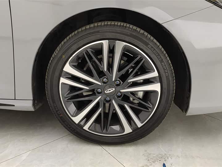 Фото 6 - Chery Arrizo 8