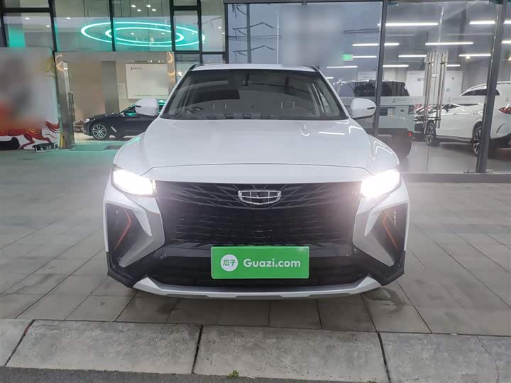 Фото 3 - Geely Atlas