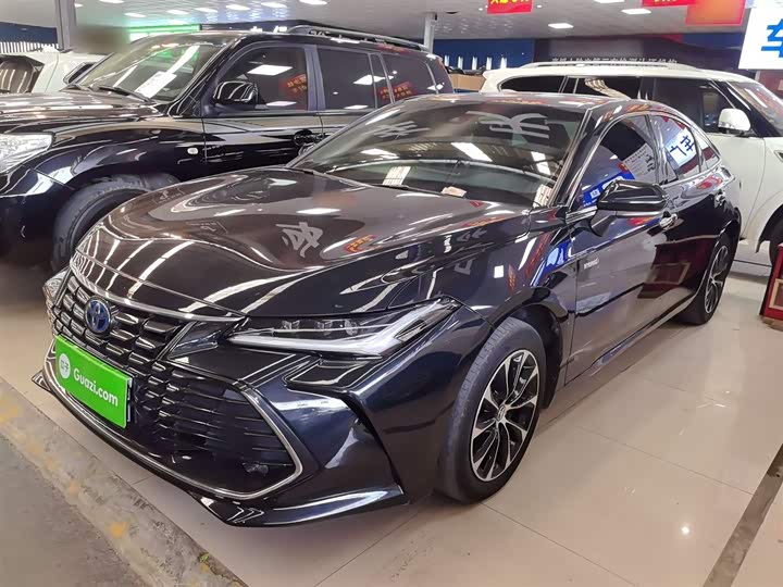 Фото 2 - Toyota Avalon