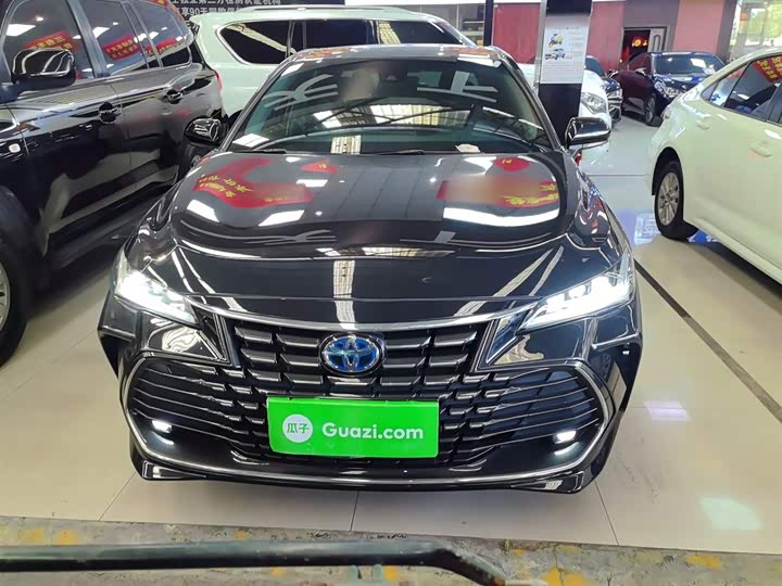 Фото 3 - Toyota Avalon