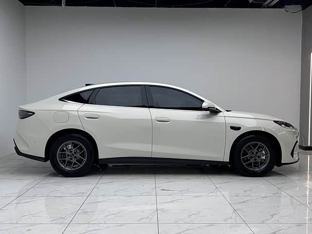 Фото 2 - BYD Seal 06 Hybrid/EV