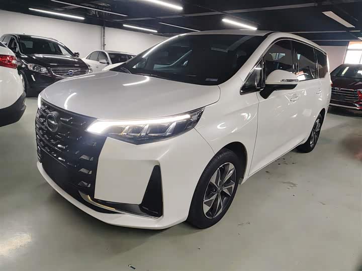 Фото 1 - GAC Trumpchi M6