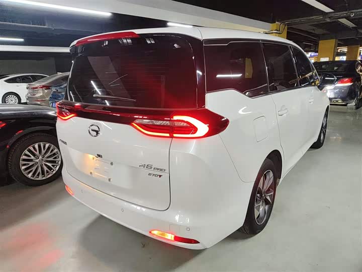 Фото 7 - GAC Trumpchi M6