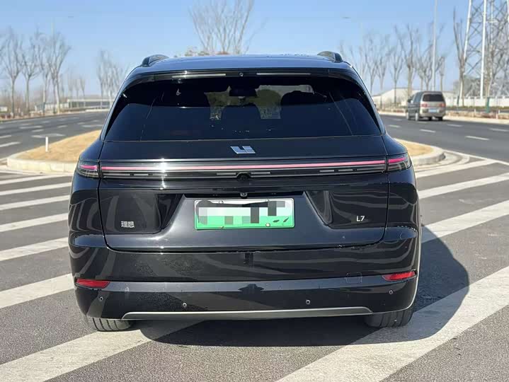 Фото 8 - LiXiang L7