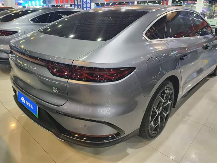 Фото 3 - BYD Han