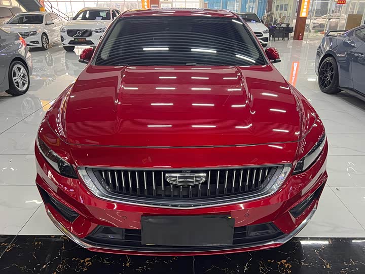 Фото 2 - Geely Preface