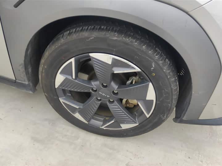 Фото 6 - GAC Aion Y