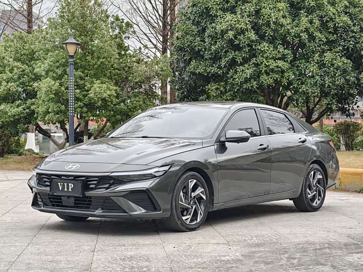 Фото 1 - Hyundai Elantra N line