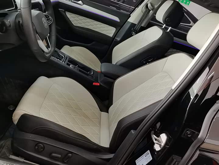 Фото 9 - Volkswagen Magotan