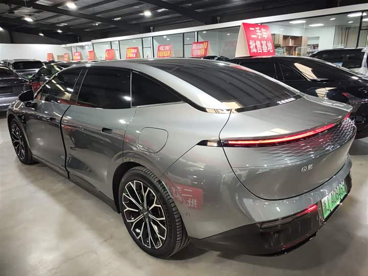 Фото 5 - Zeekr 007